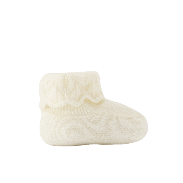 Ivory Baby Knit Ruffle Booties