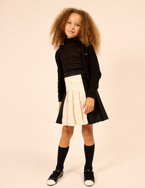 Black Parni Turtleneck