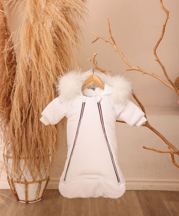 White Quilted Contrast Zipper Bunting
